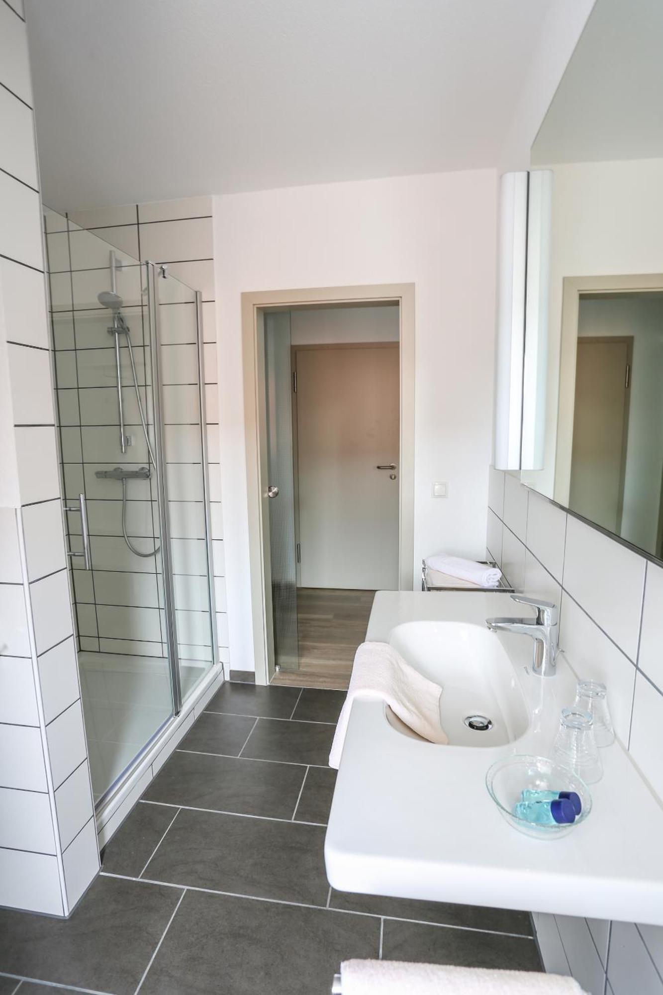 Hotel Landgasthof Zum Kaffelstein Kreuzwertheim Bilik gambar