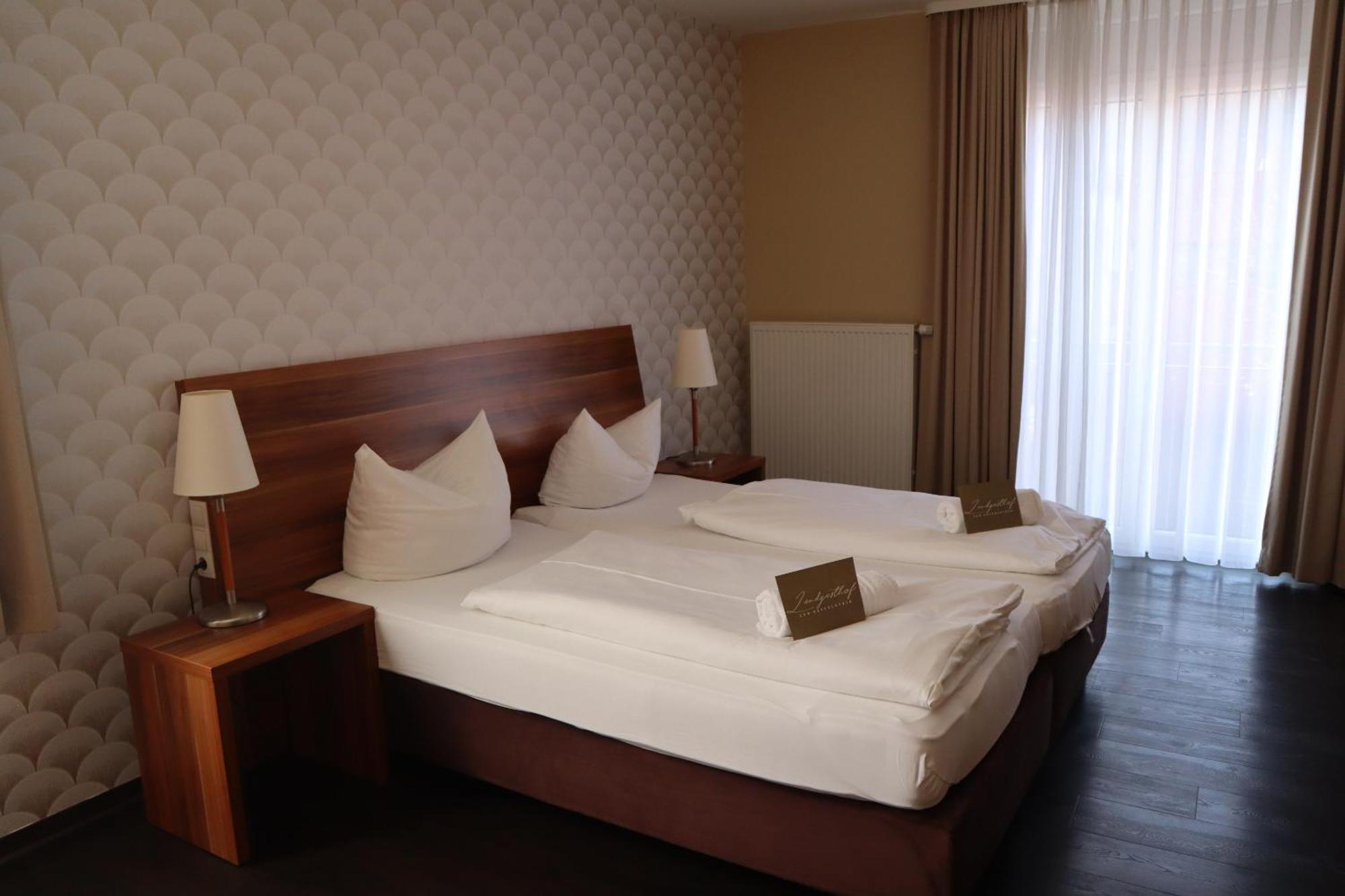 Hotel Landgasthof Zum Kaffelstein Kreuzwertheim Bilik gambar