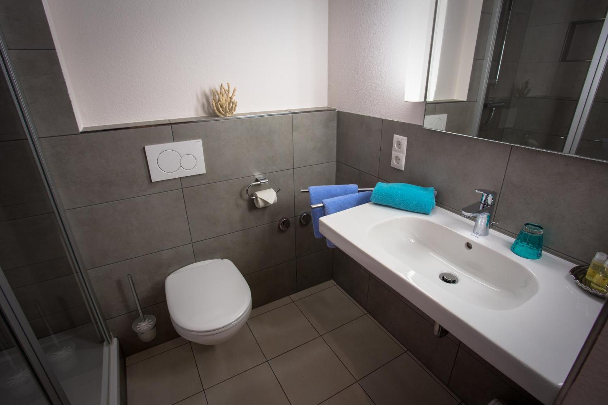 Hotel Landgasthof Zum Kaffelstein Kreuzwertheim Bilik gambar